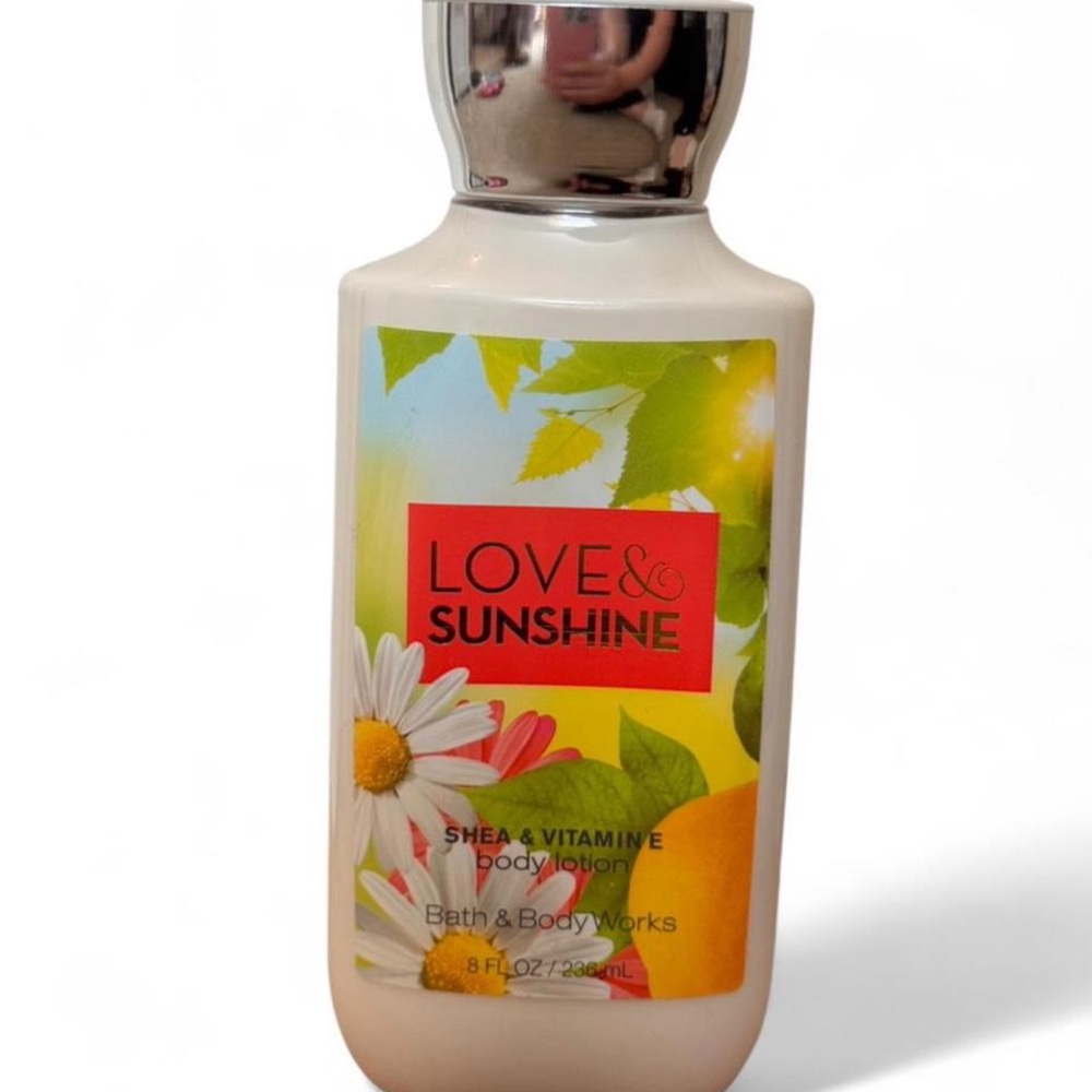 Bath & Body Works Love & Sunshine Body Lotion